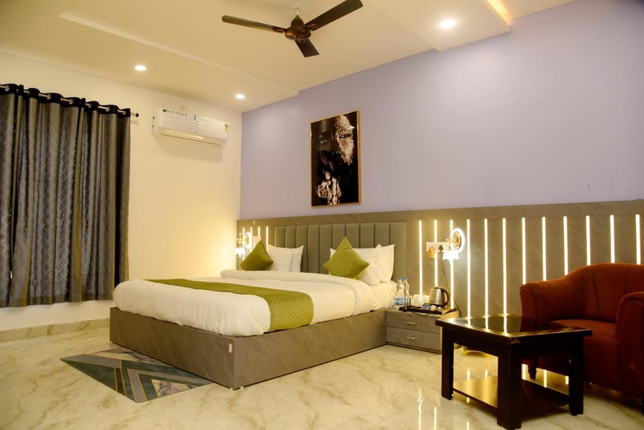 Hotel Eco Park Rewa Exterior foto